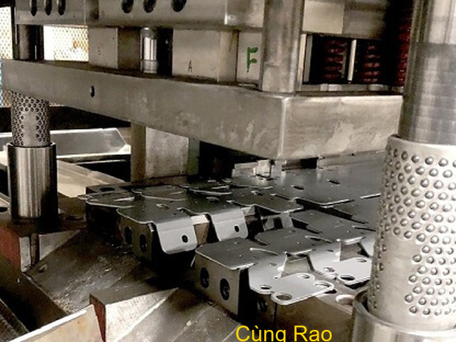 Nhận gia công cơ khí đột dập kim loại tại xưởng cơ khí Hồng Phát