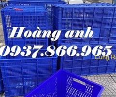 Đại lý phân phối sóng kẻ, sọt có 5 bánh xe to